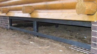 Заказать цоколь на винтовых сваях в Алапаевске. Бетонные сваи - установка под ключ от 2347 руб